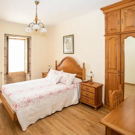 Villa Souto De Torres Sleeps 13 With Pool And Wifi *