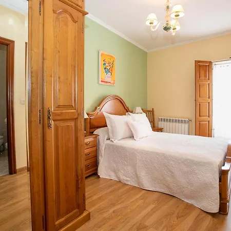 Villa Souto De Torres Sleeps 13 With Pool And Wifi *
